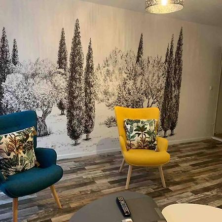 Appartement Avec Cours Gien Εξωτερικό φωτογραφία